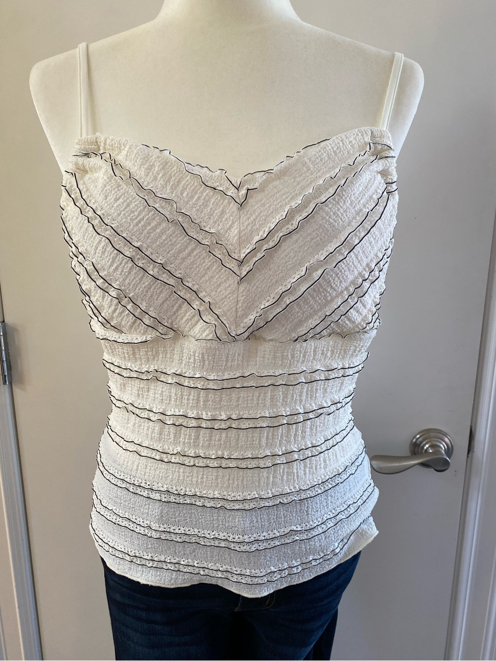 Umgee Tank Textured Ruffle Trim Smocked Cami with Adjustable Straps Size Medium